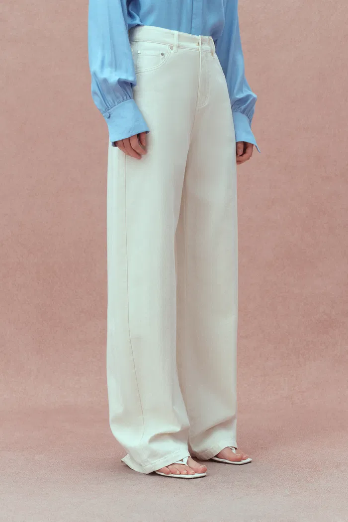 Akari Barrel Leg Jeans in Cotton Denim - Image 5