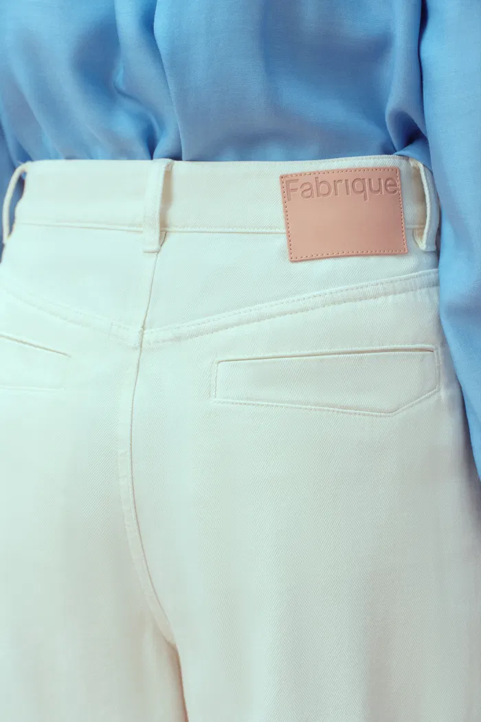Akari Barrel Leg Jeans in Cotton Denim - Image 8