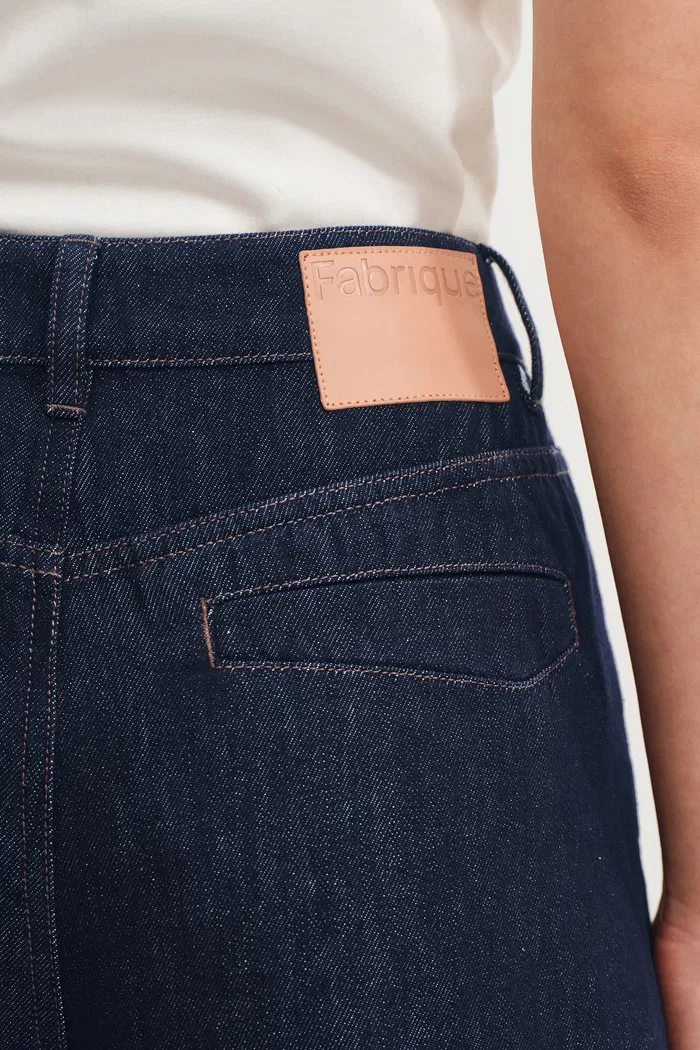 Akari Barrel Leg Jeans in Lyocell Denim - Image 6