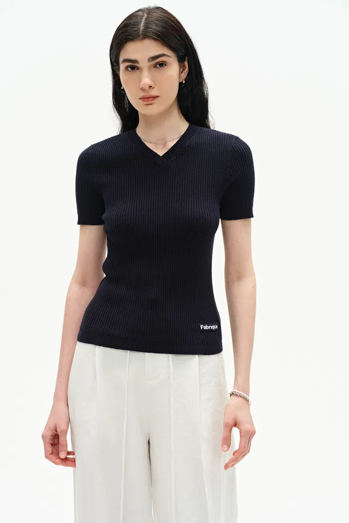 Alexa V Neck Short Sleeve Sweater in Rare Alxa Cashmere Blend - Image 7