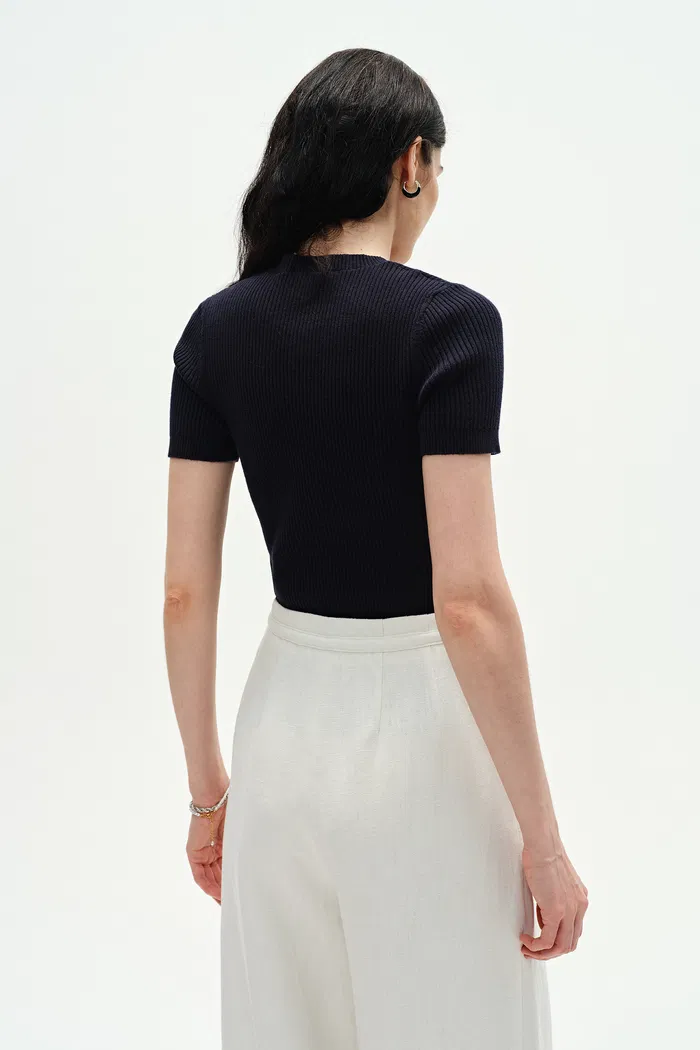 Alexa V Neck Short Sleeve Sweater in Rare Alxa Cashmere Blend - Image 8