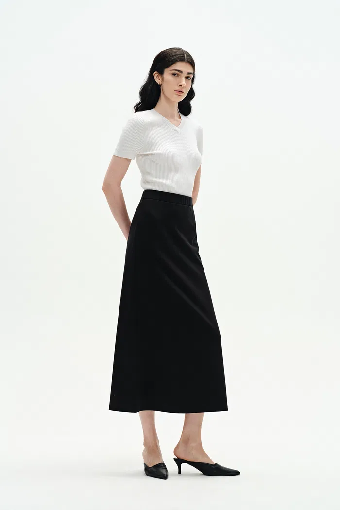 Alexa V Neck Short Sleeve Sweater - Image 5