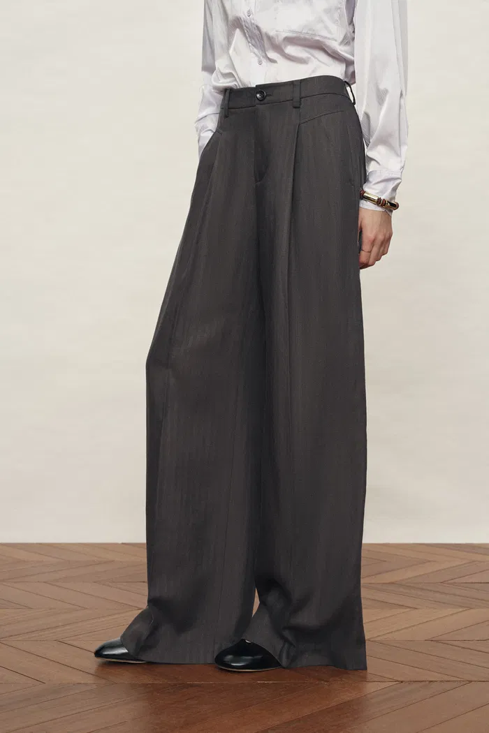Alice Wide Waistband Casual Pants in Tencel Linen Blend - Image 3