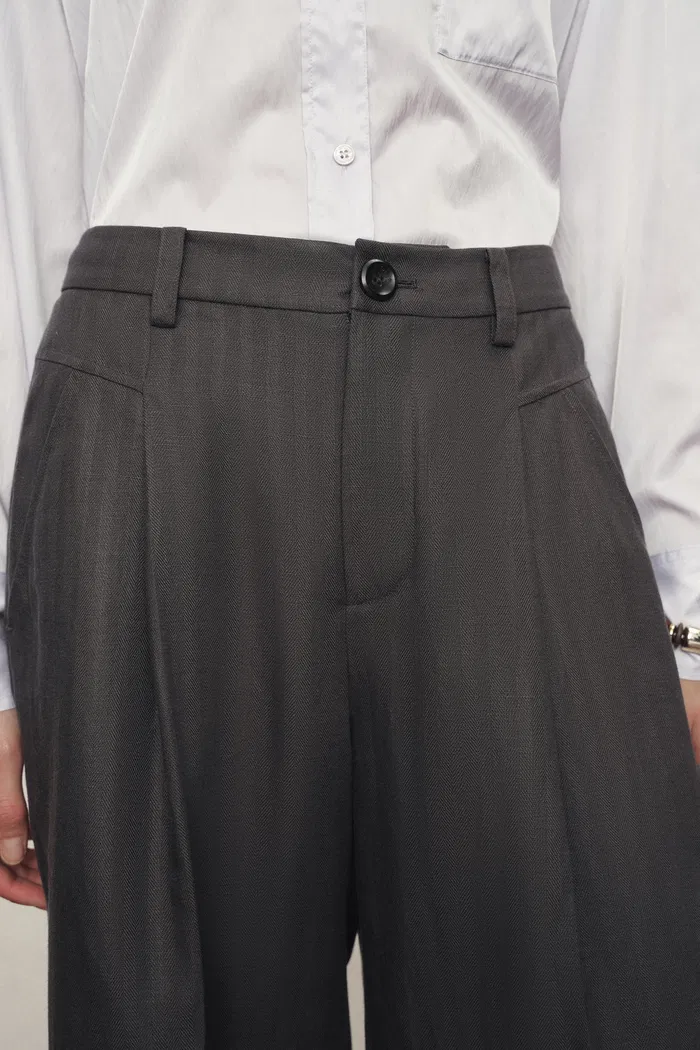 Alice Wide Waistband Casual Pants in Tencel Linen Blend - Image 5