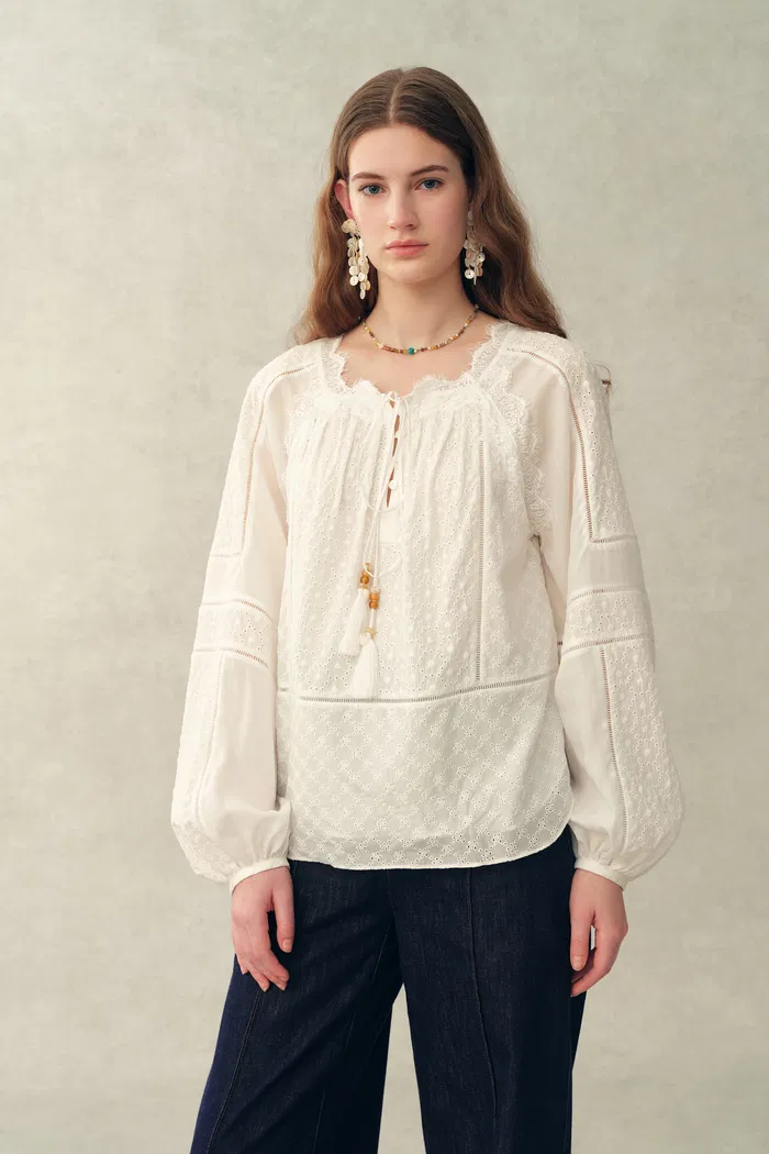 Amaya Puff-Sleeve Long Sleeve Top in Lace - Image 2