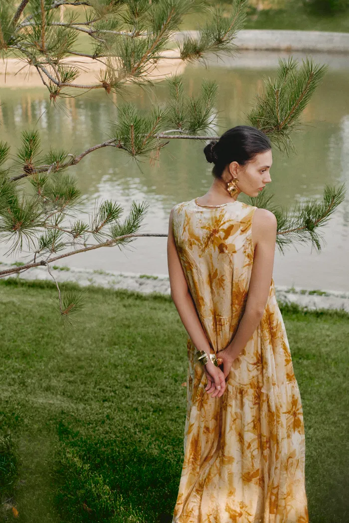 Amelia Sleeveless Maxi Dress in Burnout Silk Georgette - Image 3
