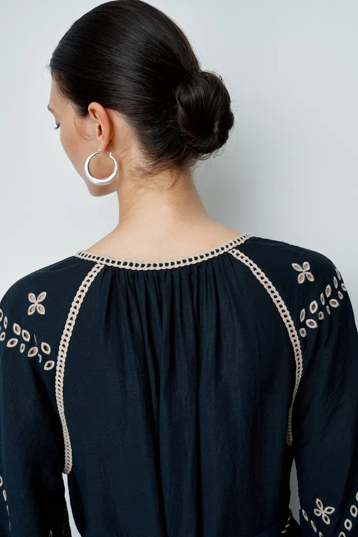 Antonia Embroidered Robe Dress in Linen Blend - Image 6