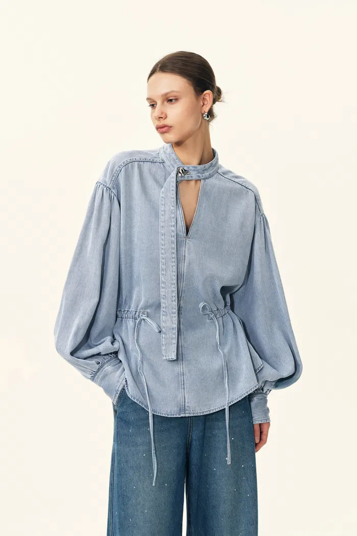 Aurore Button Collar Drawstring Lantern Sleeve Blouse in Cotton-Linen Denim - Image 4