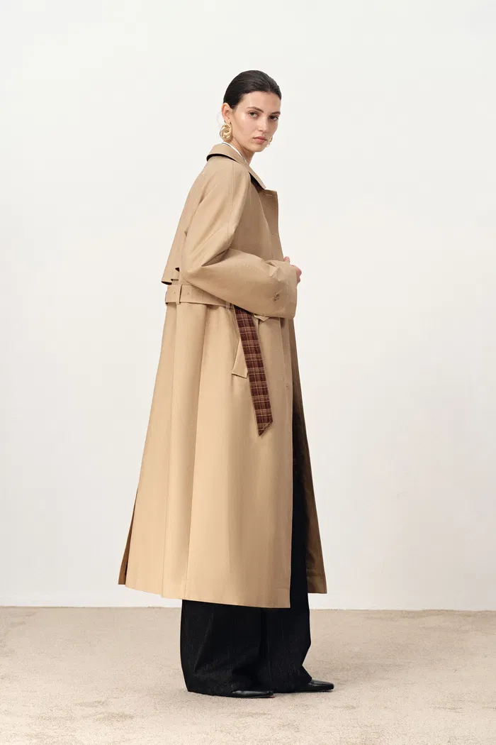 Barga Single Breasted Long Trench Coat in Cotton - Image 5