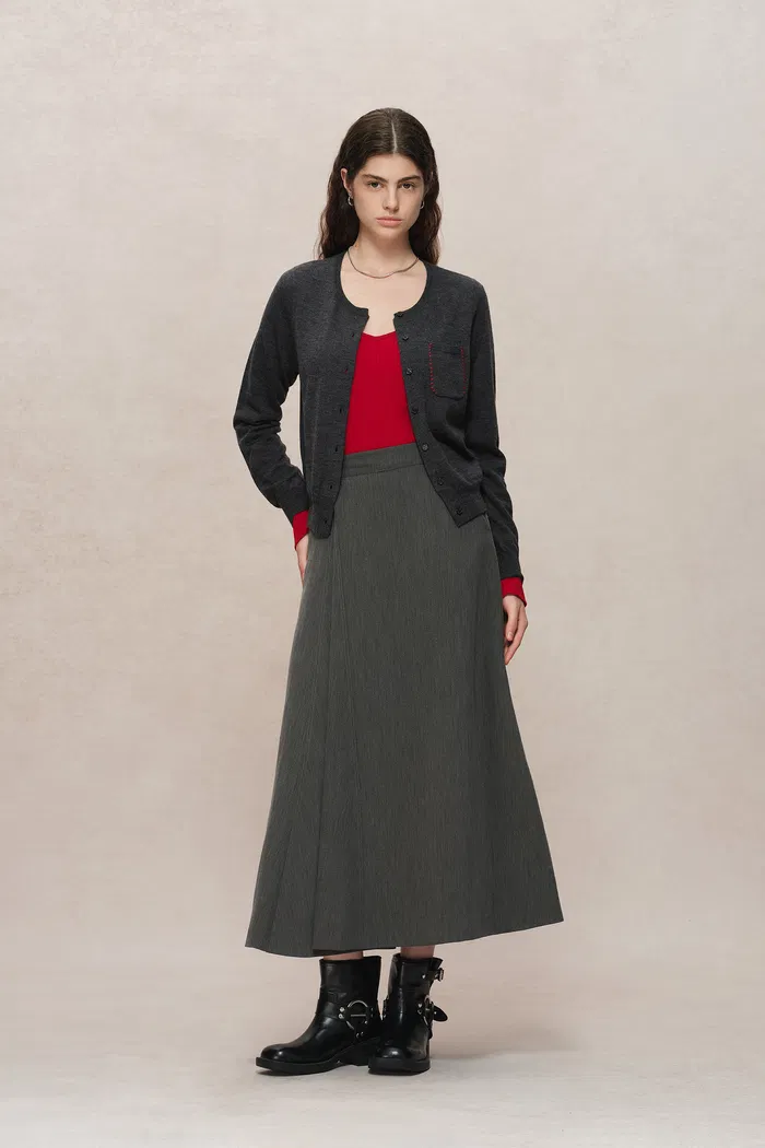 Basic Wool Knit Fitted Sweater - Image 8
