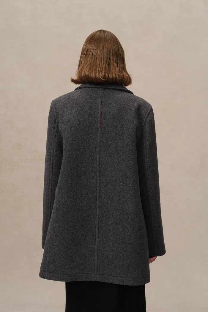 Beau Double-Breasted Coat in Single Face Wool - Image 4