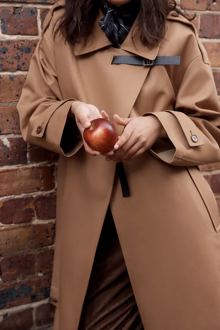 Belroche Removable Quilt Trench Coat in Cotton Blend - Image 4