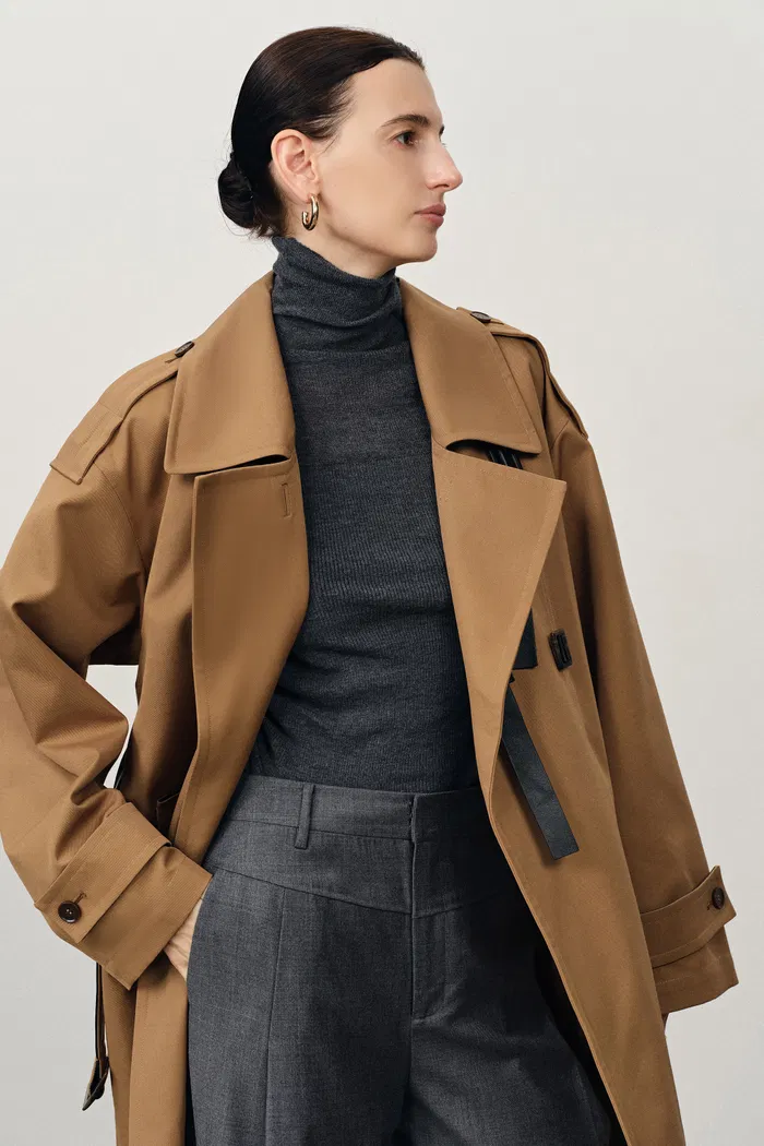Belroche Removable Quilt Trench Coat in Cotton Blend - Image 7
