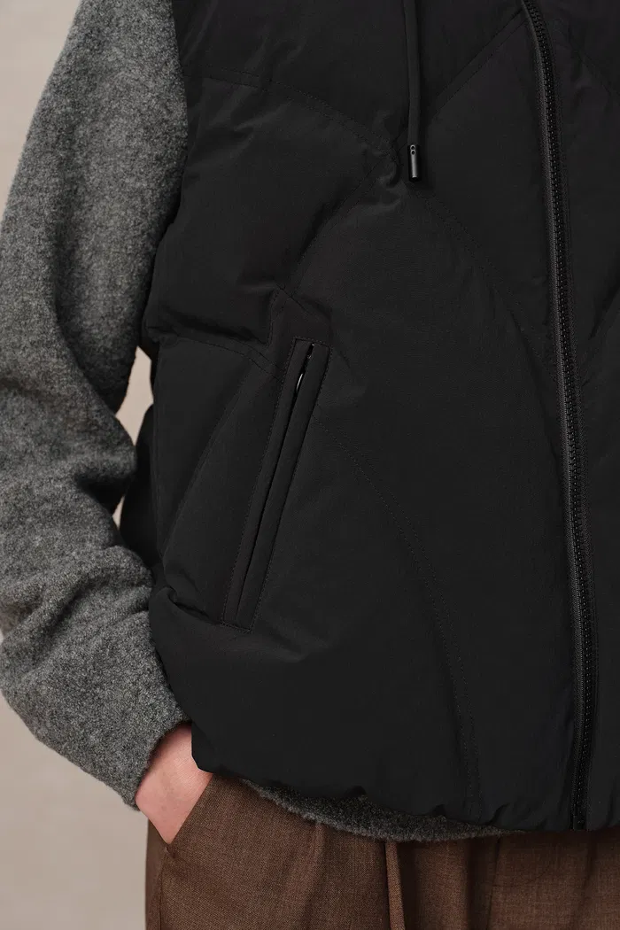 Bessy White Goose Down Hooded Vest - Image 7