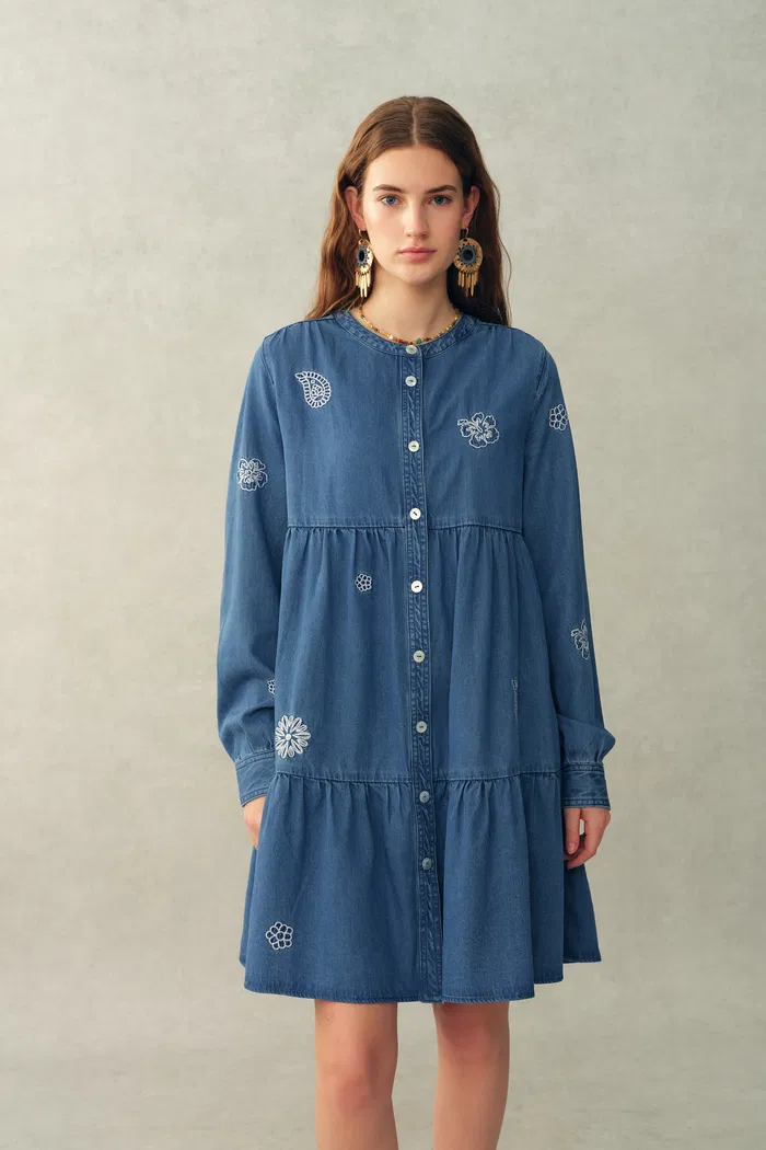 Betsy Embroidered Dress in Thin Denim - Image 4