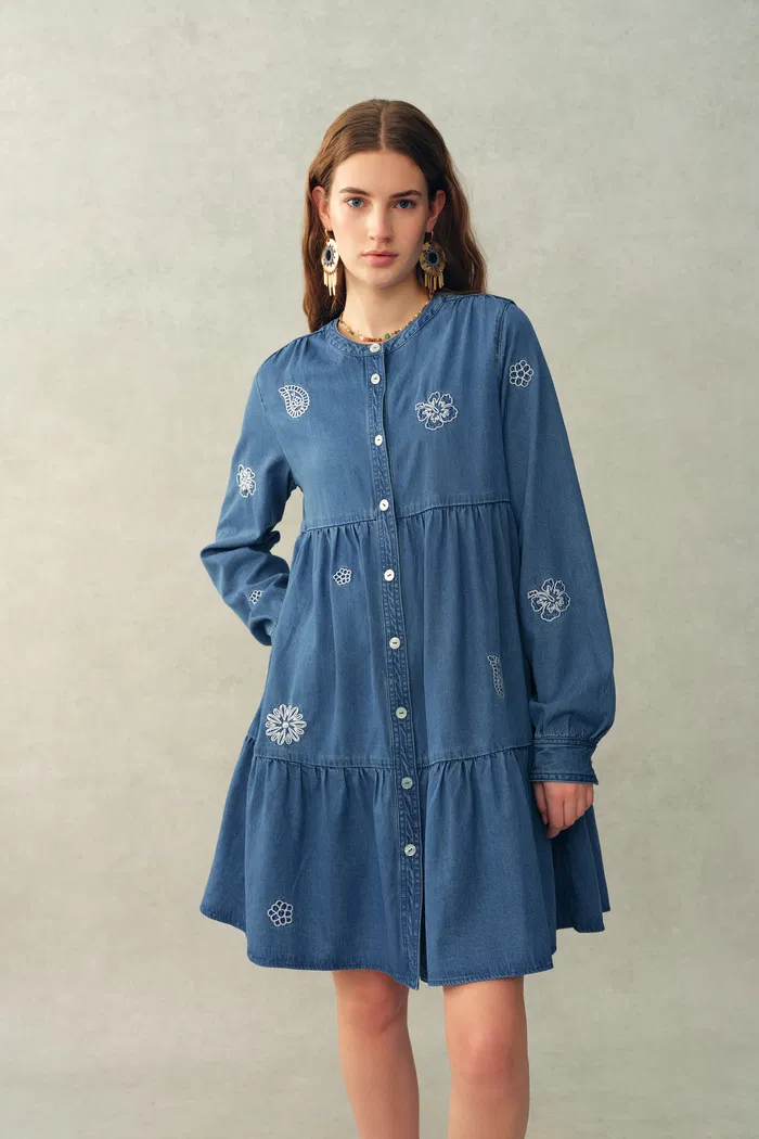 Betsy Embroidered Dress in Thin Denim - Image 5