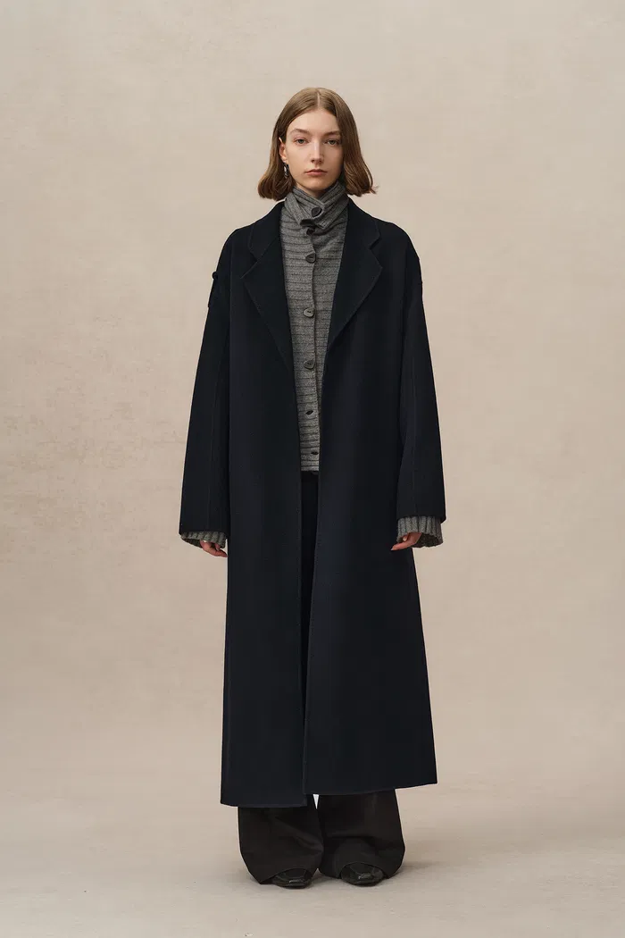 Billy Long Coat in Double Face Wool - Image 4