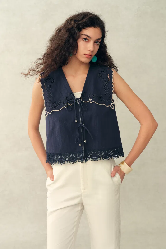 Blue Ivy Sailor Collar Sleeve Sleeveless Top in Cotton Jacquard with Lace - Image 2