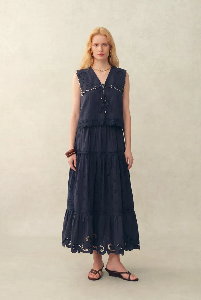 Blue Ivy Sailor Collar Sleeve Sleeveless Top in Cotton Jacquard with Lace - Image 3