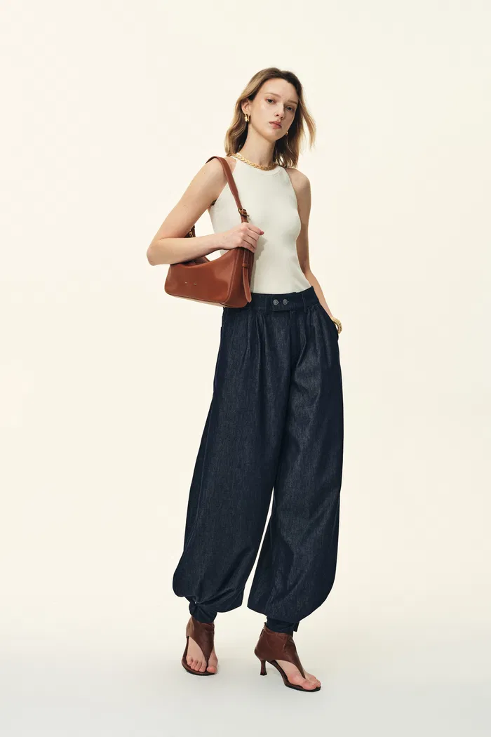 Bonnie Handwork Pleats Balloon Jeans in Acetate Tencel Denim - Image 2