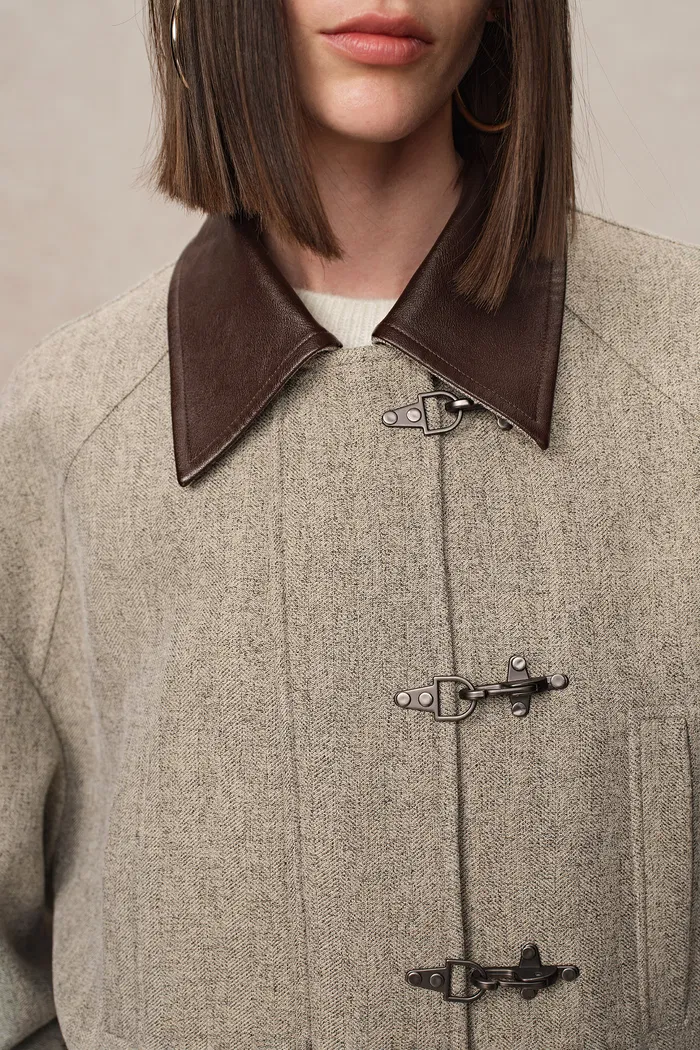 Boxy Style Utility Jacket in Heathered Herringbone - Image 7