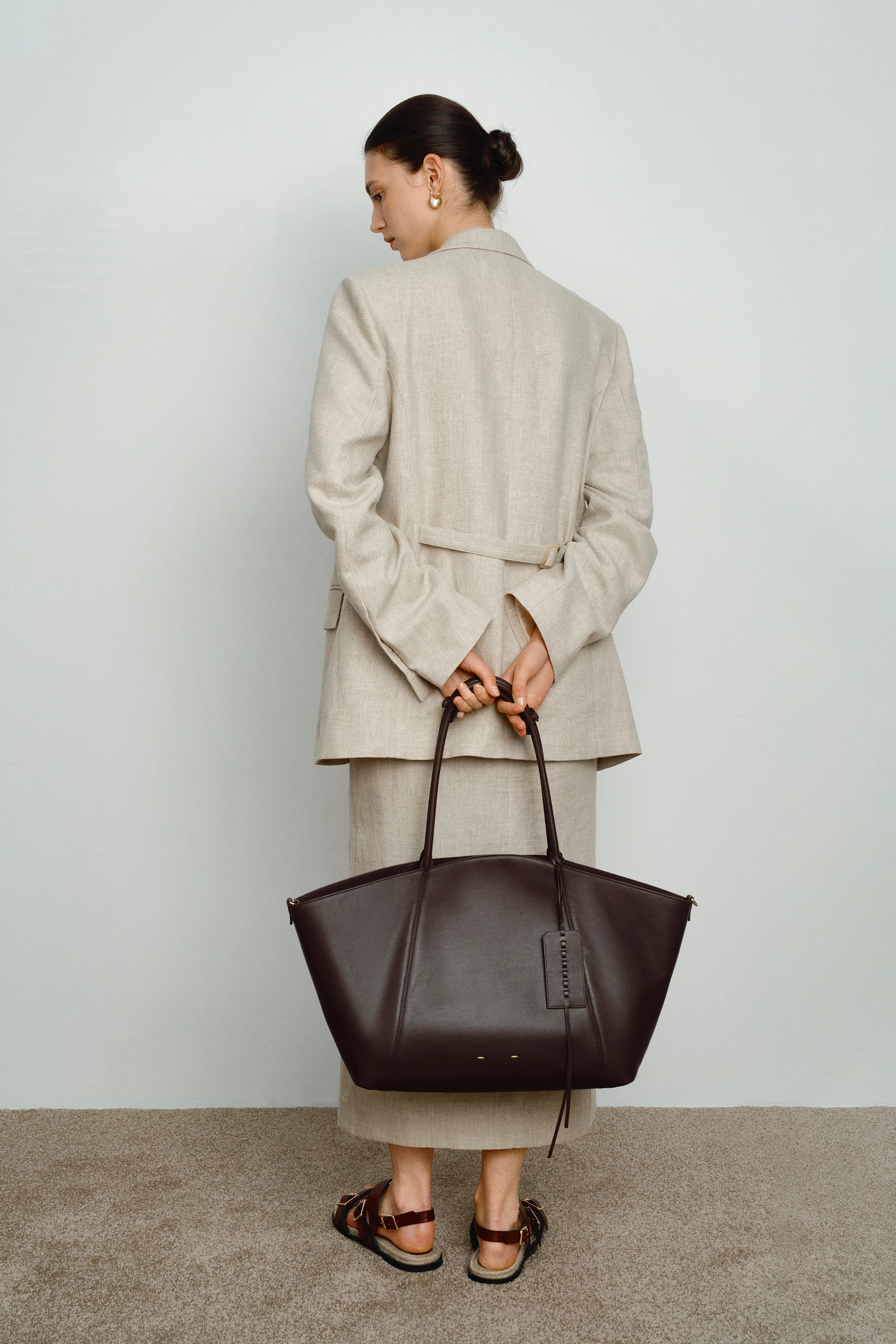 Brera Convertible Tote Bag Large in Dutch Calfskin and Suede - Image 10