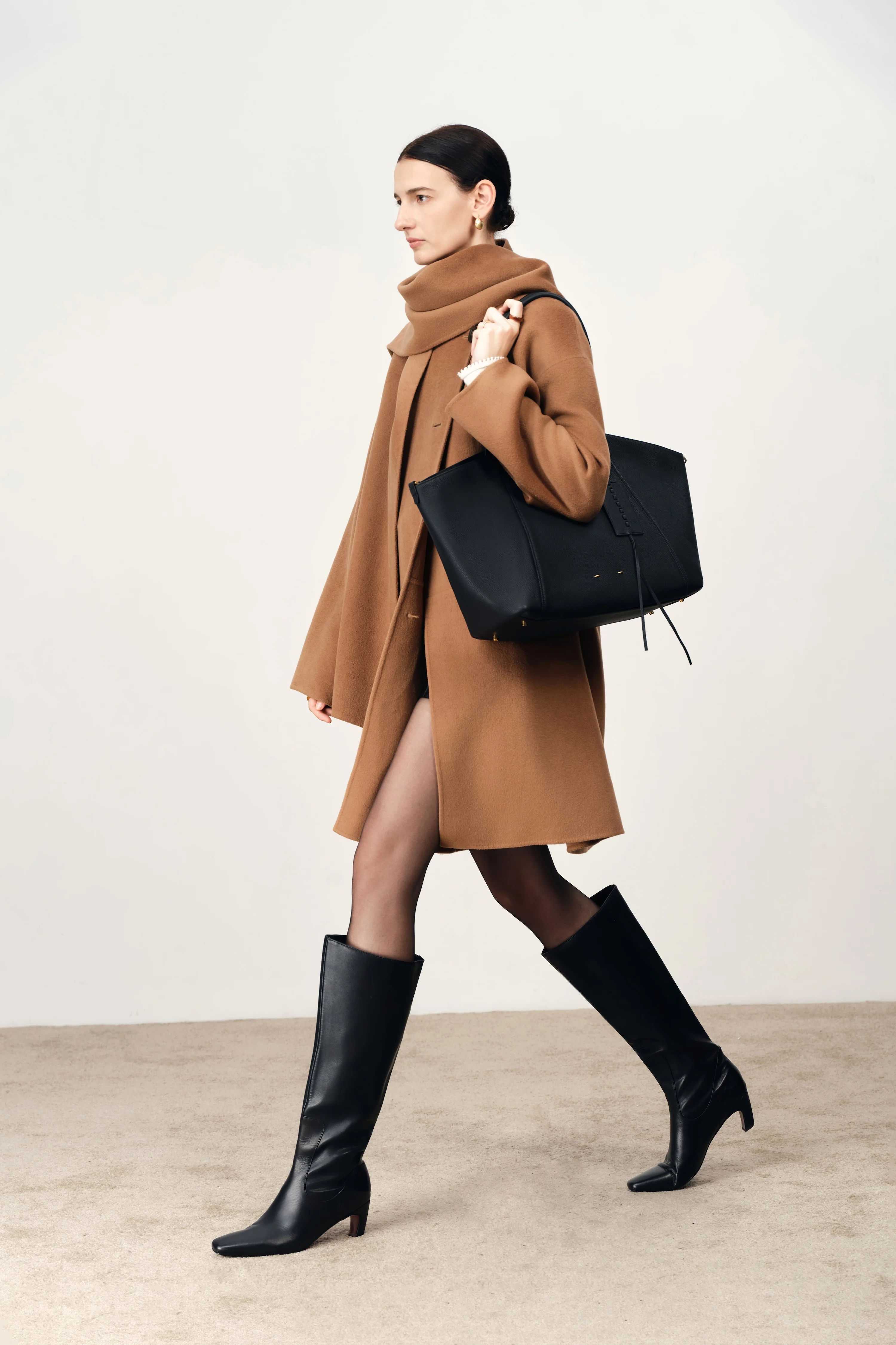 Brera Convertible Tote Bag Large in Full Grain Leather and Suede - Image 7