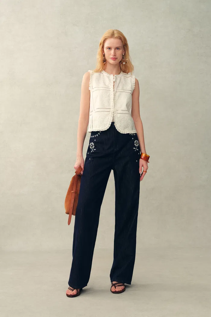 Canoe Paisley Floral Cutwork Tie Front Sleeveless Blouse Top in Cotton - Image 2