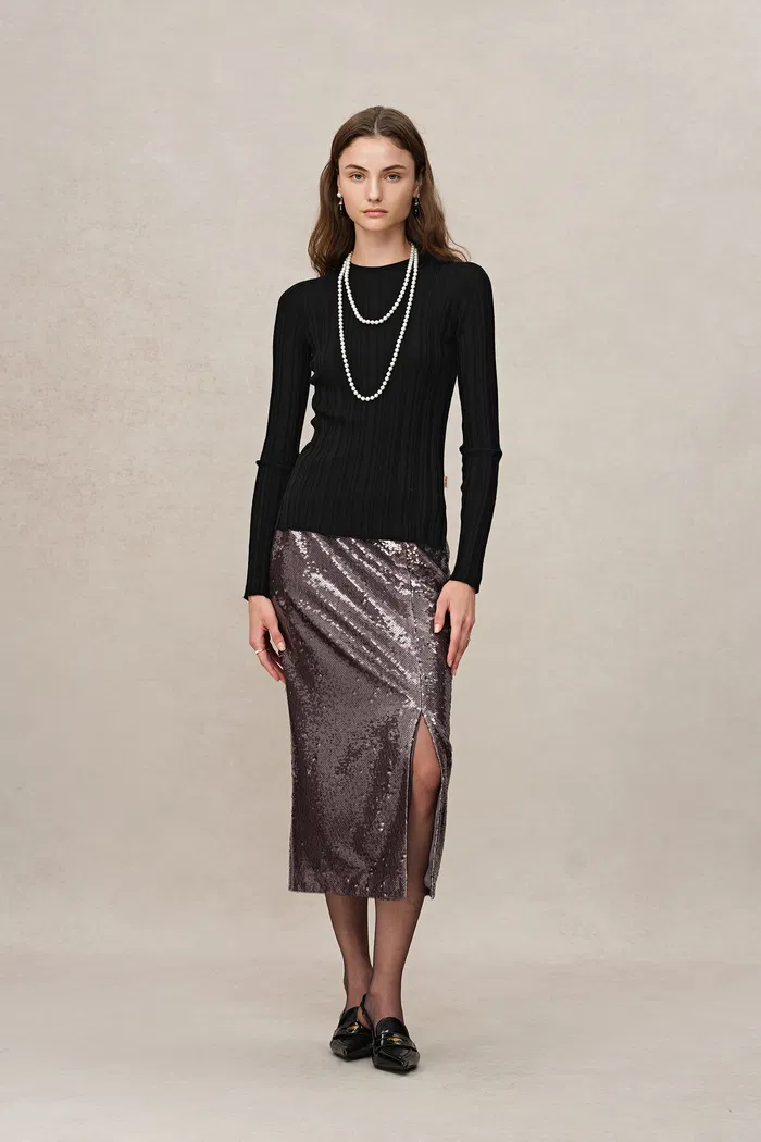 Cara Side Slit Long Sleeve Fitted Top in Merino Wool Yang Yarn Knit - Image 3