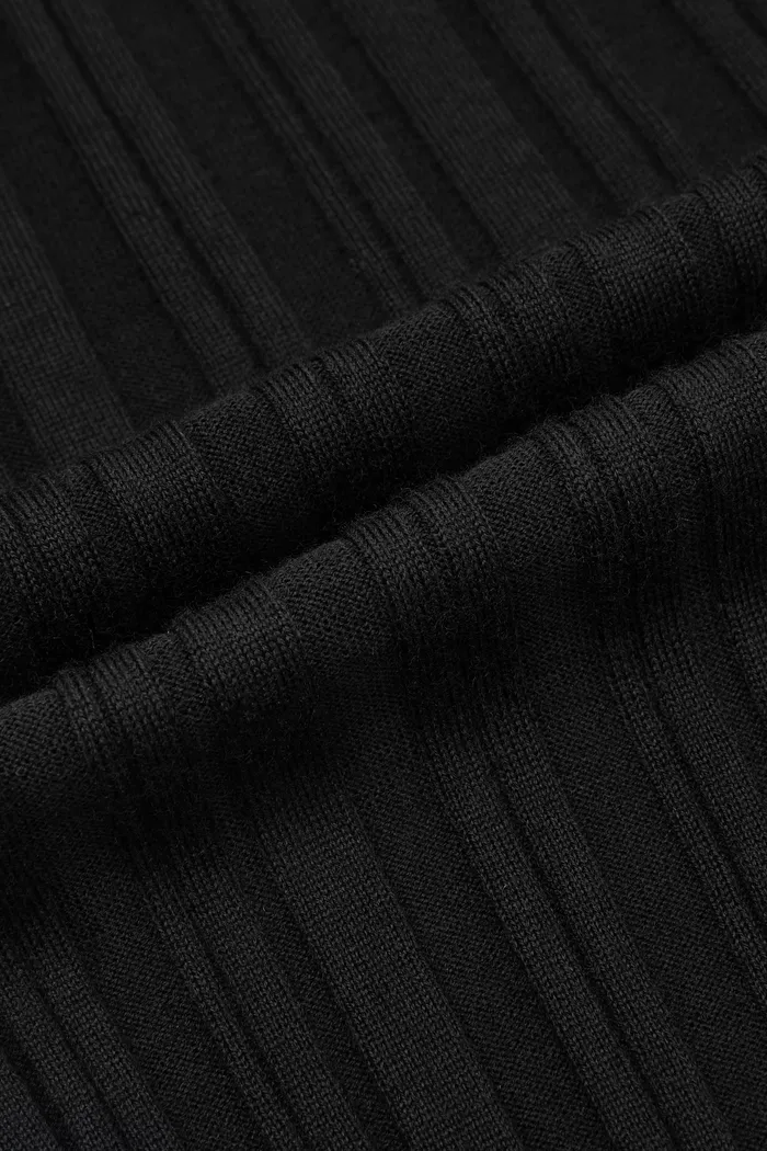 Cara Side Slit Long Sleeve Fitted Top in Merino Wool Yang Yarn Knit - Image 8