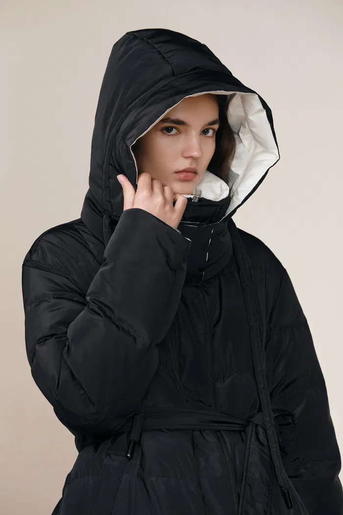 Carezza Double Faced Two Tone Down Jacket in High-Density Down-Proof - Image 7