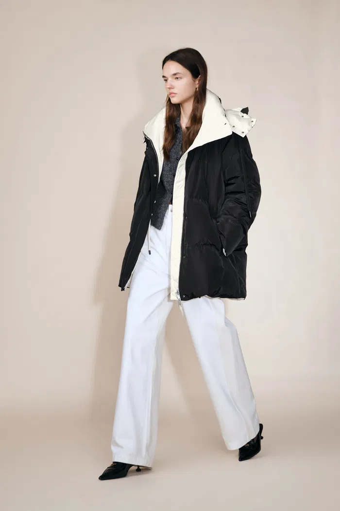 Carezza Double Faced Two Tone Down Jacket in High Density Down Proof Fabric - Image 3