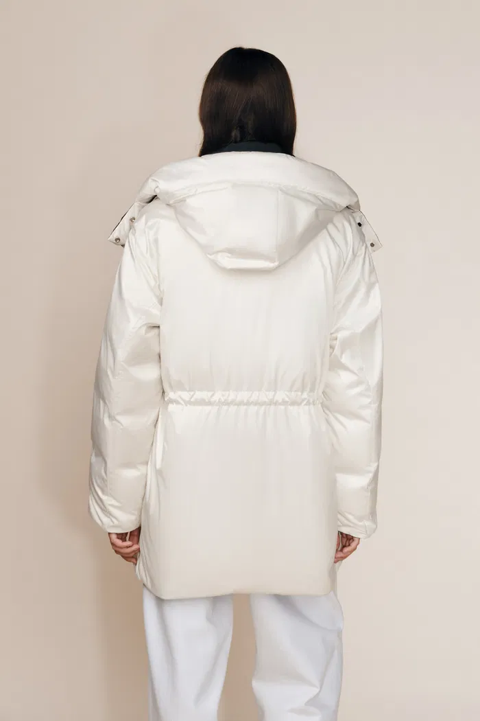 Carezza Double Faced Two Tone Down Jacket in High Density Down Proof Fabric - Image 7