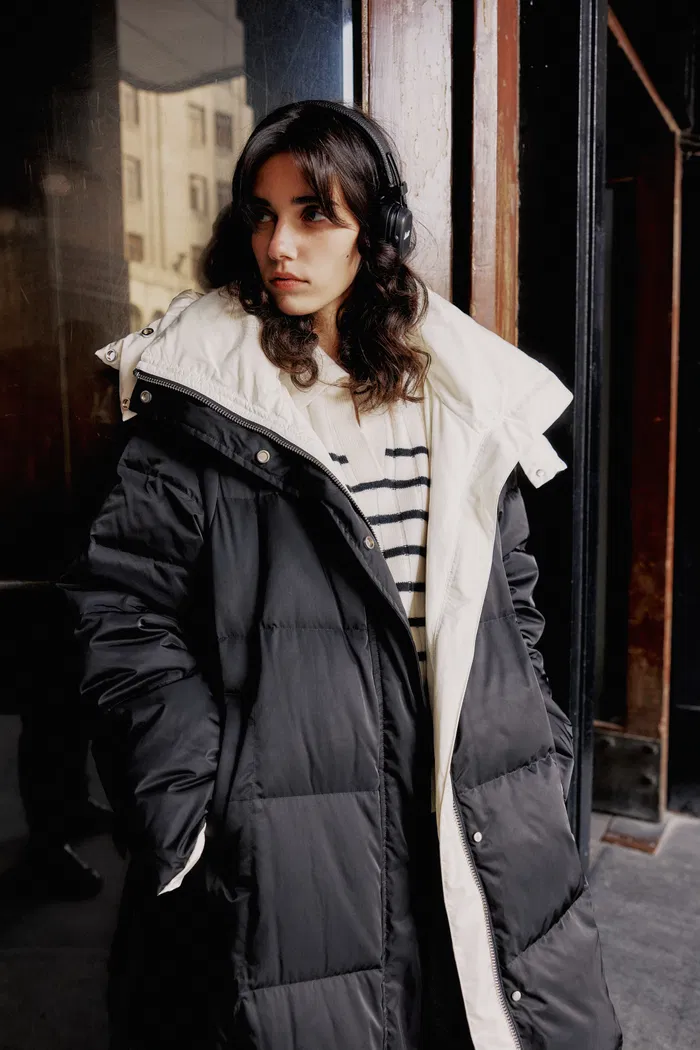 Carezza Reversible Two Color Down Jacket - Image 3