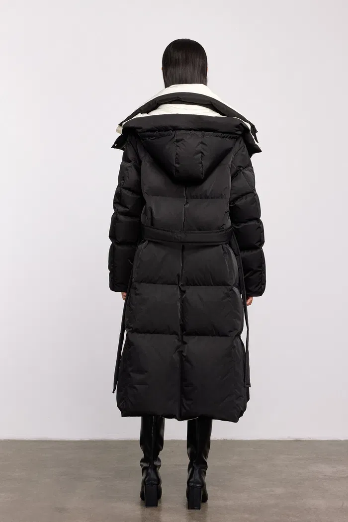Carezza Reversible Two Color Down Jacket - Image 5