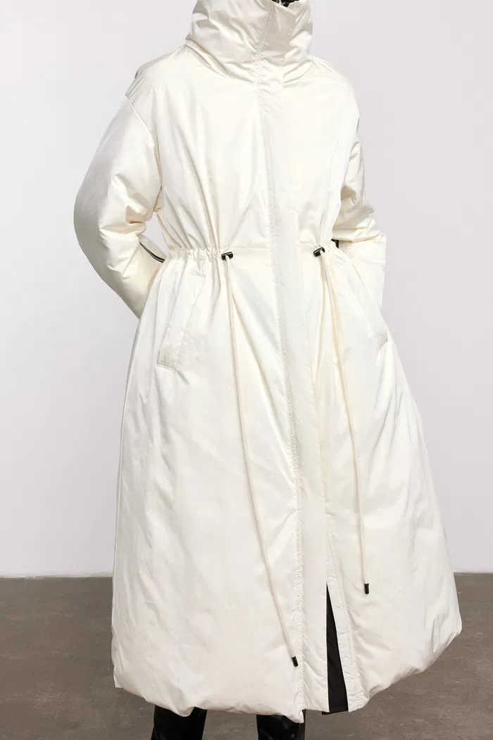Carezza Reversible Two Color Down Jacket - Image 6