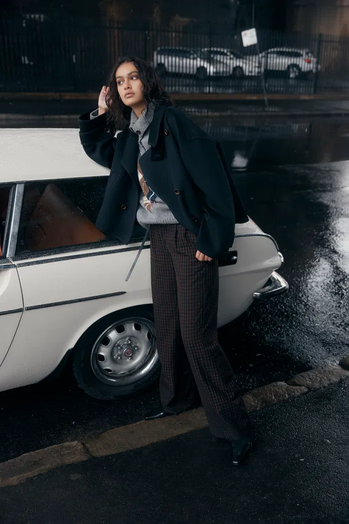 Catherine Double Faced Cabanse Coat in Wool Cashmere Blend - Image 3
