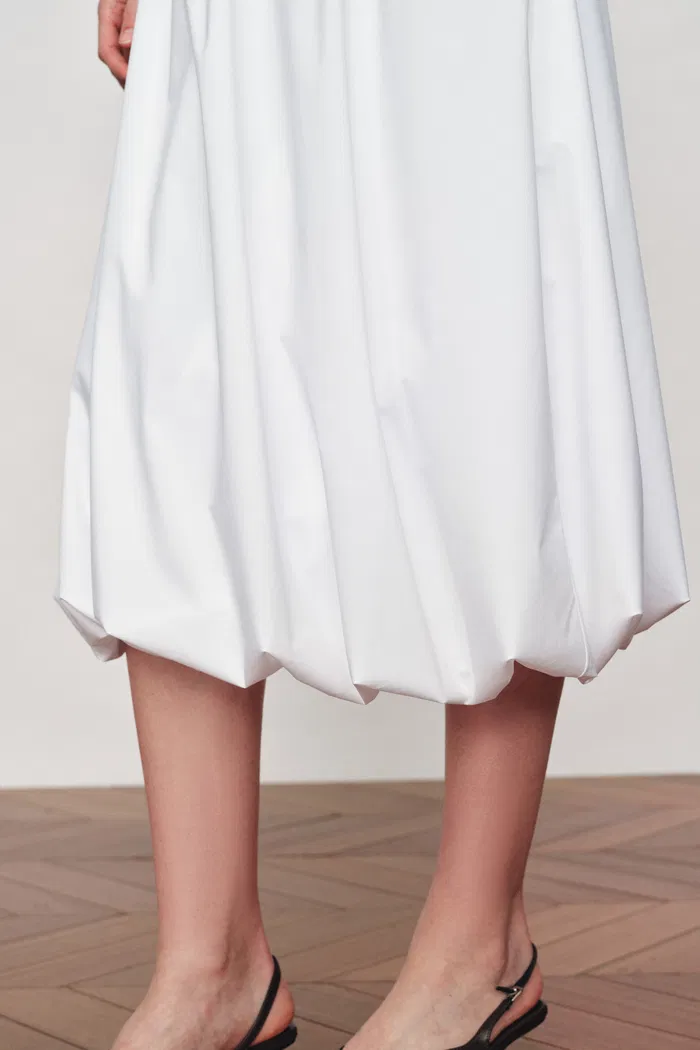 Cathy White Twisted-Seam Bubble Midi Skirt in Lightweight Blend - Image 5
