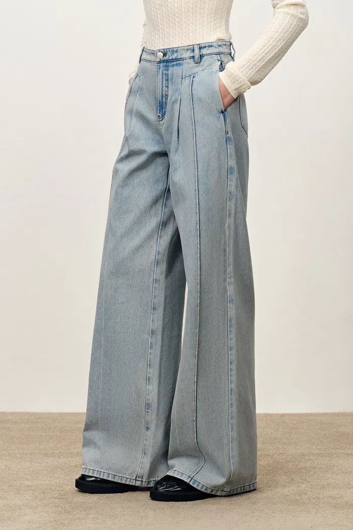 Celeste Light Blue Pleated Wide Leg Jeans in Cotton Denim - Image 3