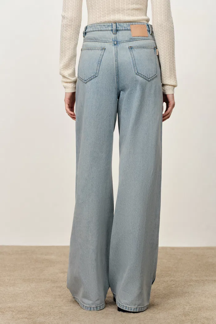 Celeste Light Blue Pleated Wide Leg Jeans in Cotton Denim - Image 4