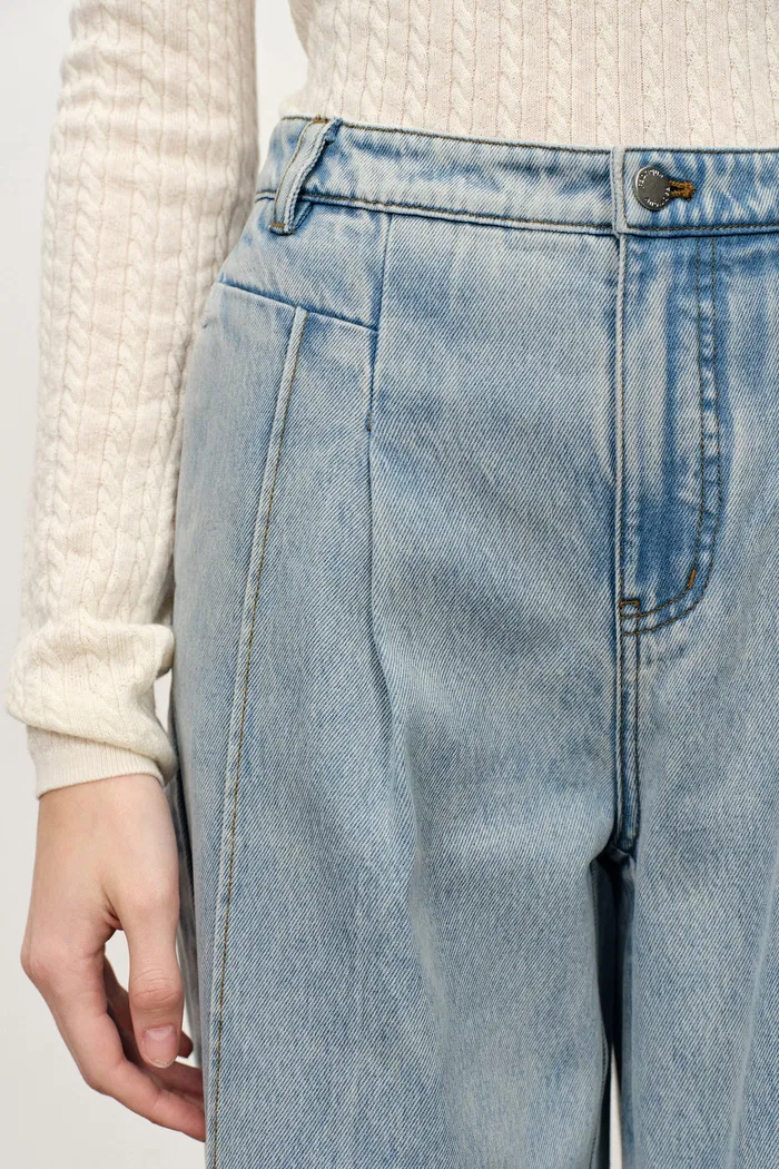 Celeste Light Blue Pleated Wide Leg Jeans in Cotton Denim - Image 5