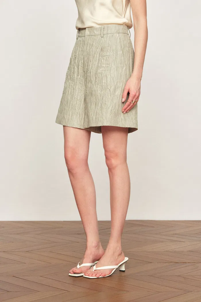 Cephas Pleated A lines Suit Shorts in Crepe Acetate - Image 3