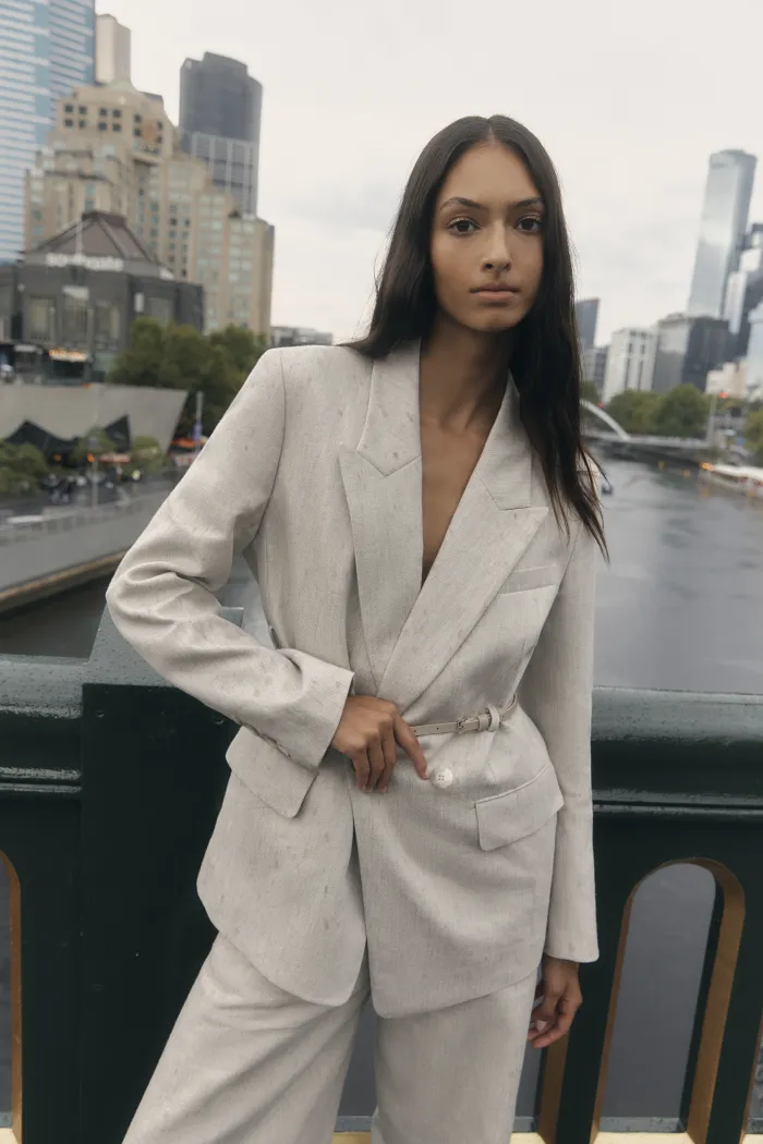 Charlie Deconstructed Asymmetric Double-Belt Blazer and Pants in Cotton Linen - Image 2