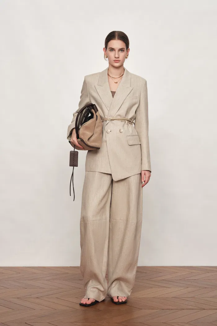 Charlie Deconstructed Asymmetric Double-Belt Blazer in Cotton Linen - Image 4