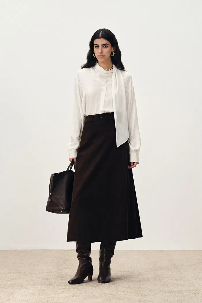 Charlotte Flowing Scarf Style Tie Blouse in Silk Satin - Image 4