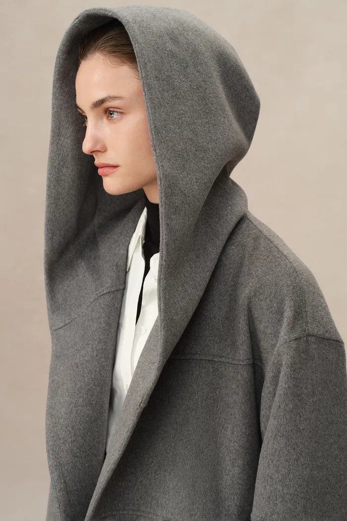 Chesterfield Multi-Piece Structure Hooded Coat in Wool Cashmere - Image 5