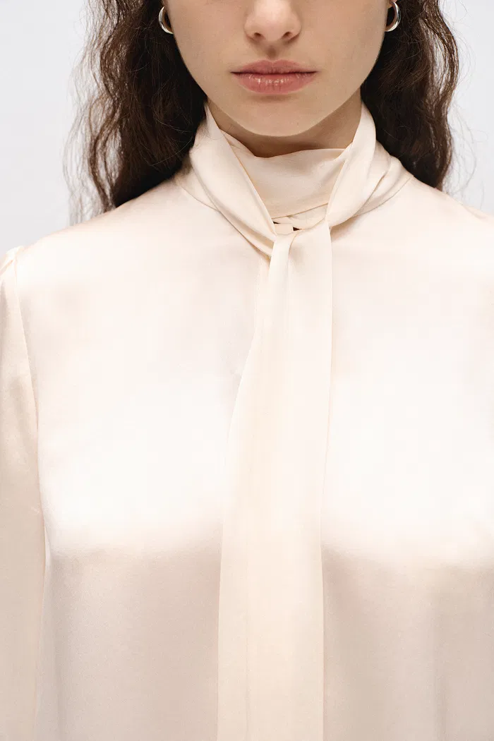 Chloe Tie Neck Blouse in 19mm Mulberry Silk Satin - Image 7
