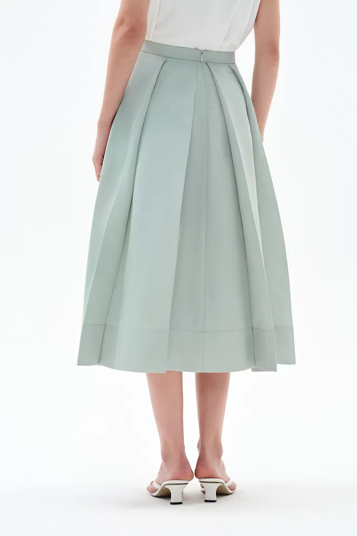 Cici A Line Pleated Flare Skirt in Crystal Flow Satin - Image 7
