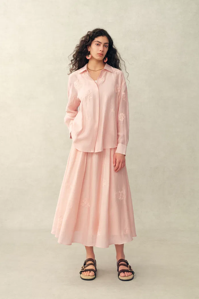 Colette Embroidery Shirt in Linen Blend - Image 3