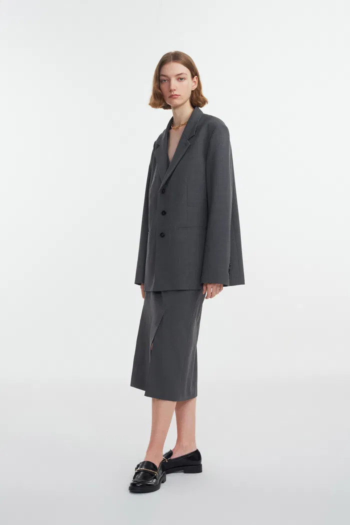 Cosmo Contrast Lined Blazer in Wool Blend - Image 3